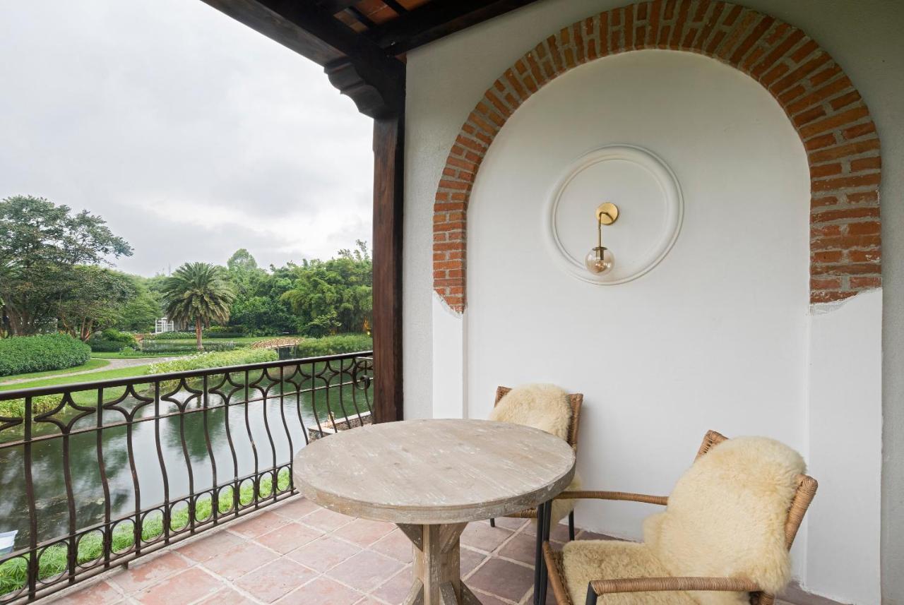 Villa Bokeh Relais & Chateaux Antigua Exteriör bild